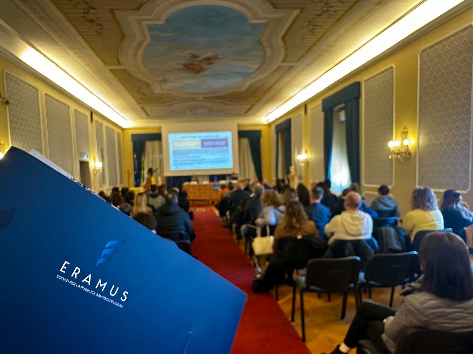 Eramus al fianco degli Amministratori pubblici per supportarli nella formazione eramus formazione tivoli anutel ets